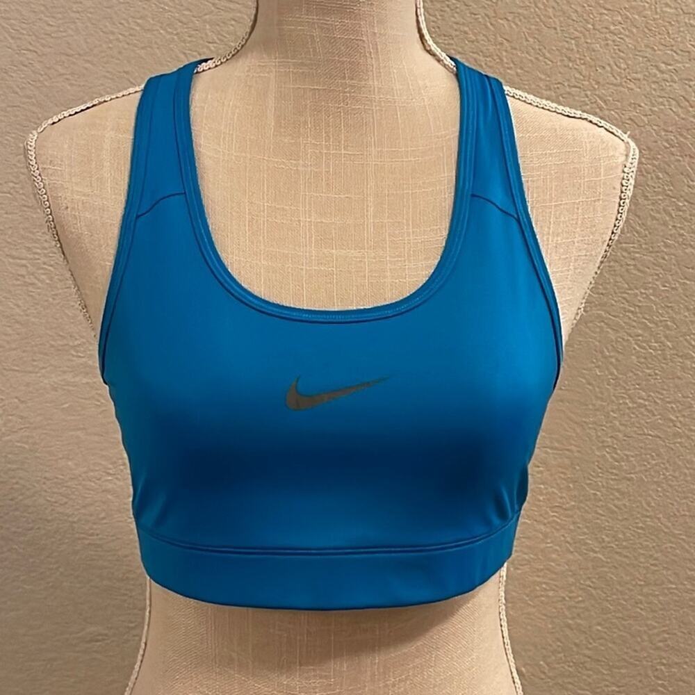 Nike Women’s Blue Dri-FIT Sports Bra Size Small Racerback Athletic Workout Gym